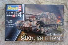 images/productimages/small/Sd.Kfz.184 ELEFANT Tank Hunter Revell 03254 doos.jpg